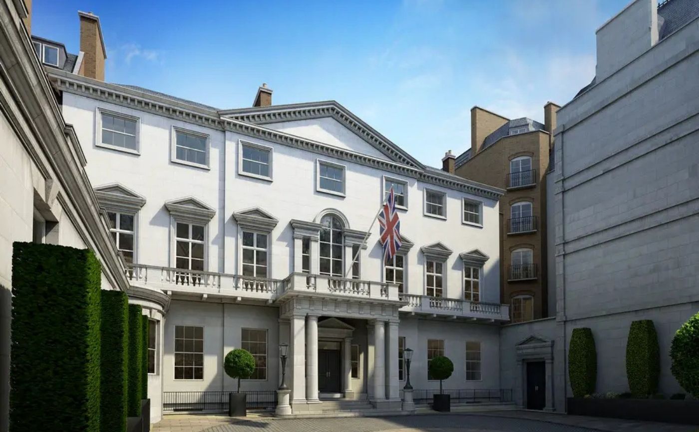 Villa management Greece for high-end stays